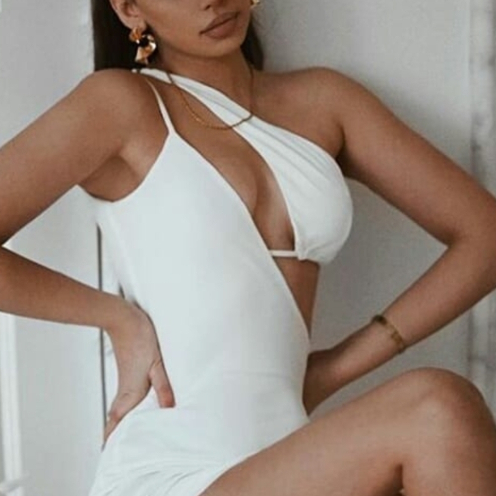 Elegant Asymmetrical White Dress